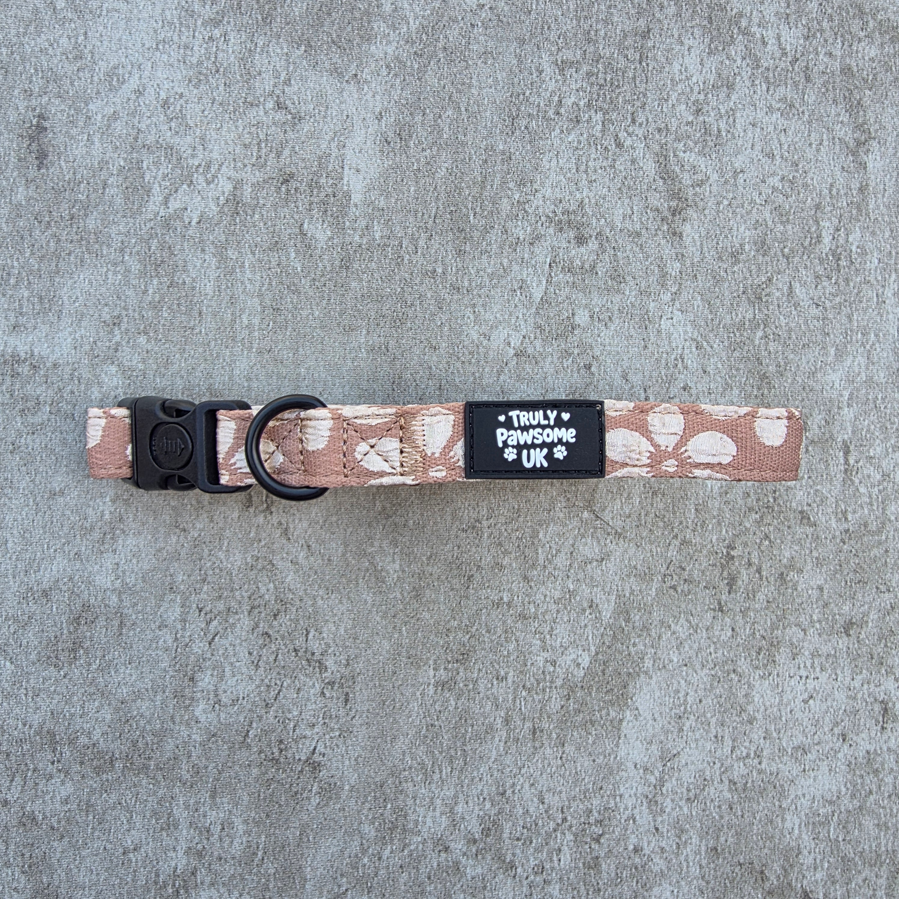 The Golden Bloom Collar