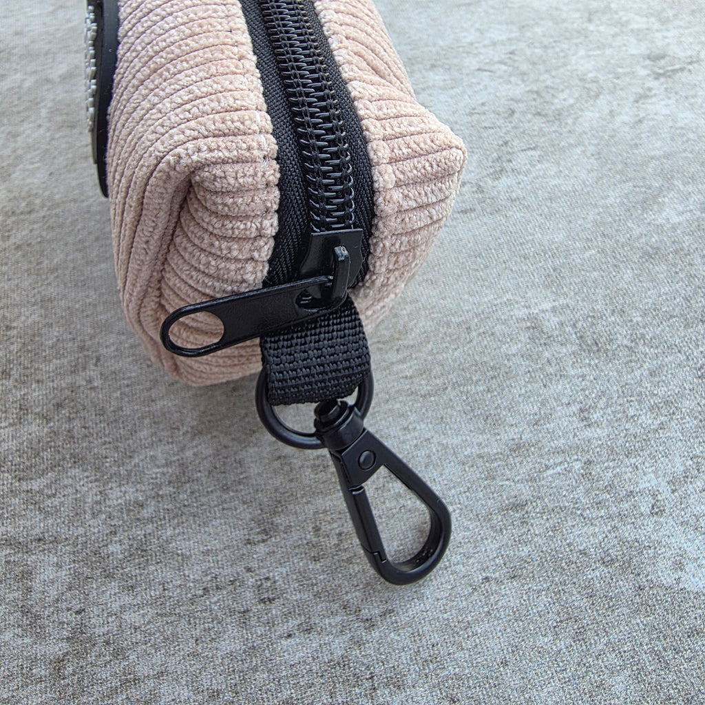 Oatmeal Outing Poop Bag Holder