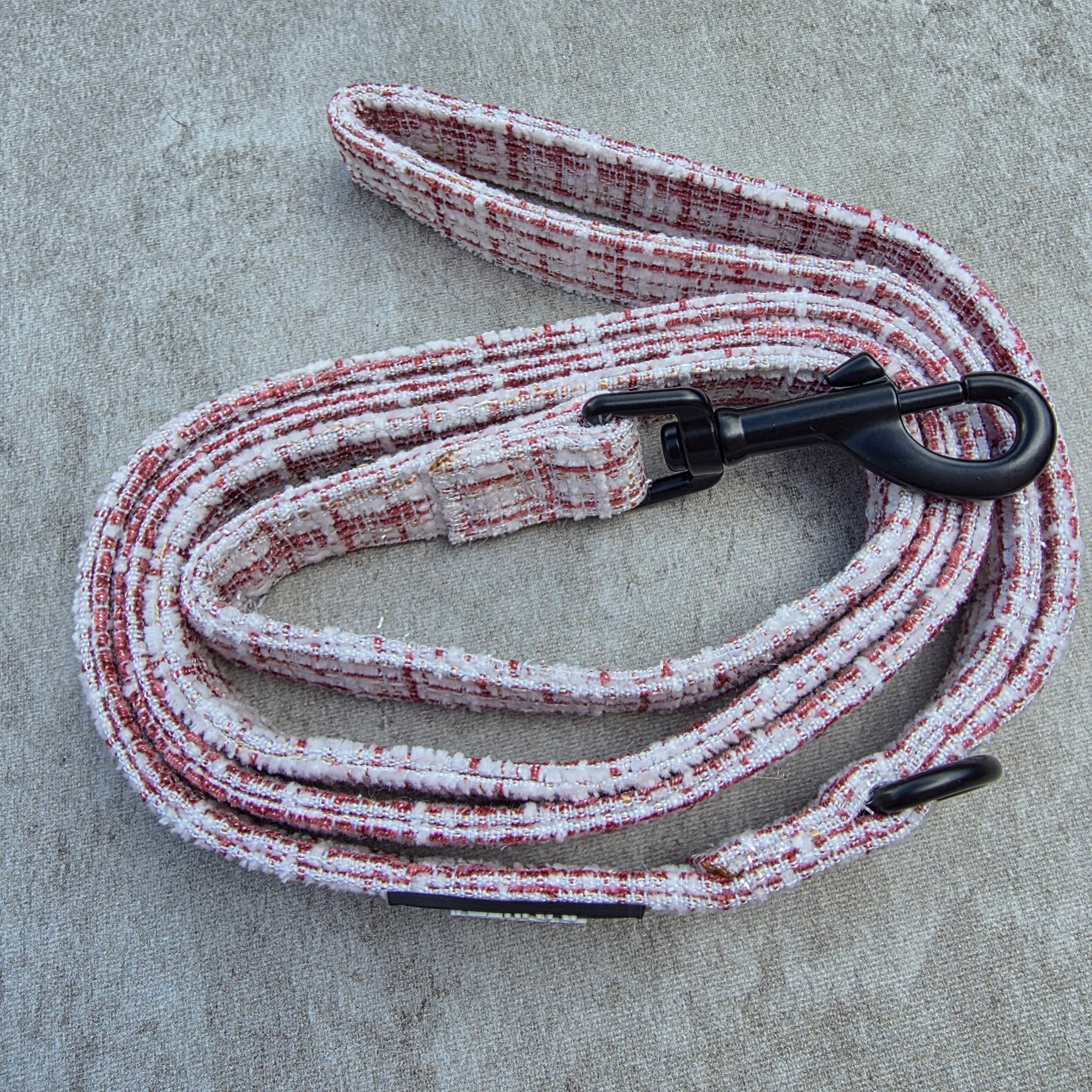 Roaming Ruby Lead